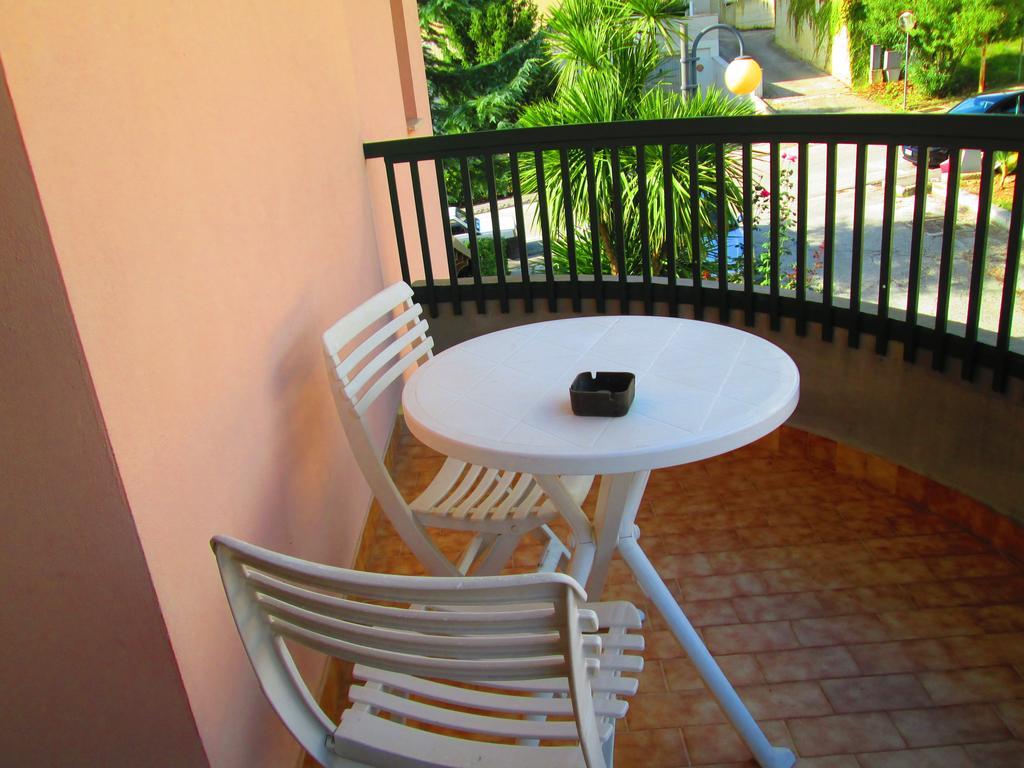 B&B Le Begonie Ascoli Piceno Habitación foto